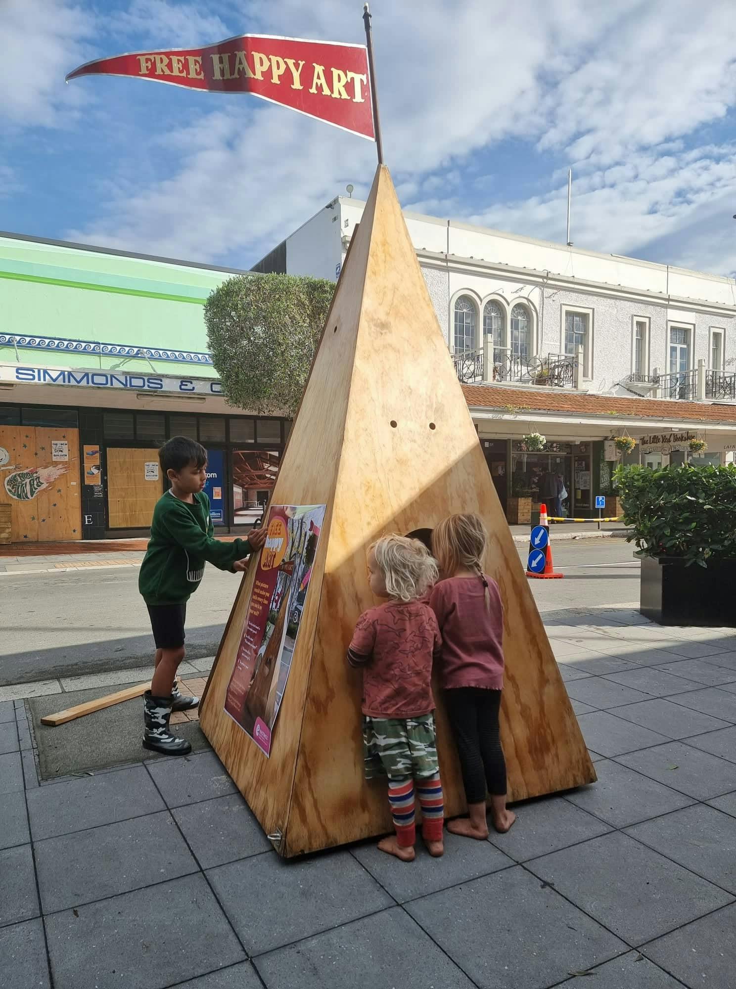 Free Happy Art by Matt Ligggins